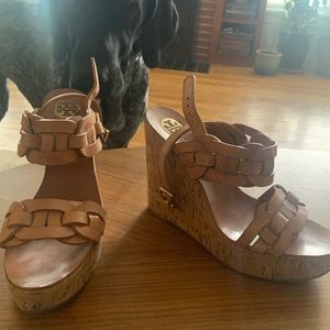 Great Condition Tory Burch Wedges